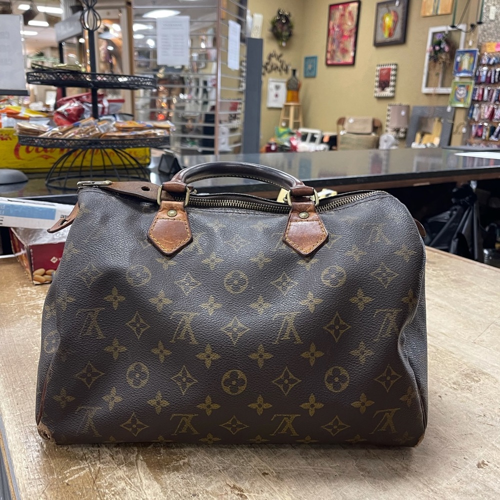 Vintage Louis Vuitton speedy 30